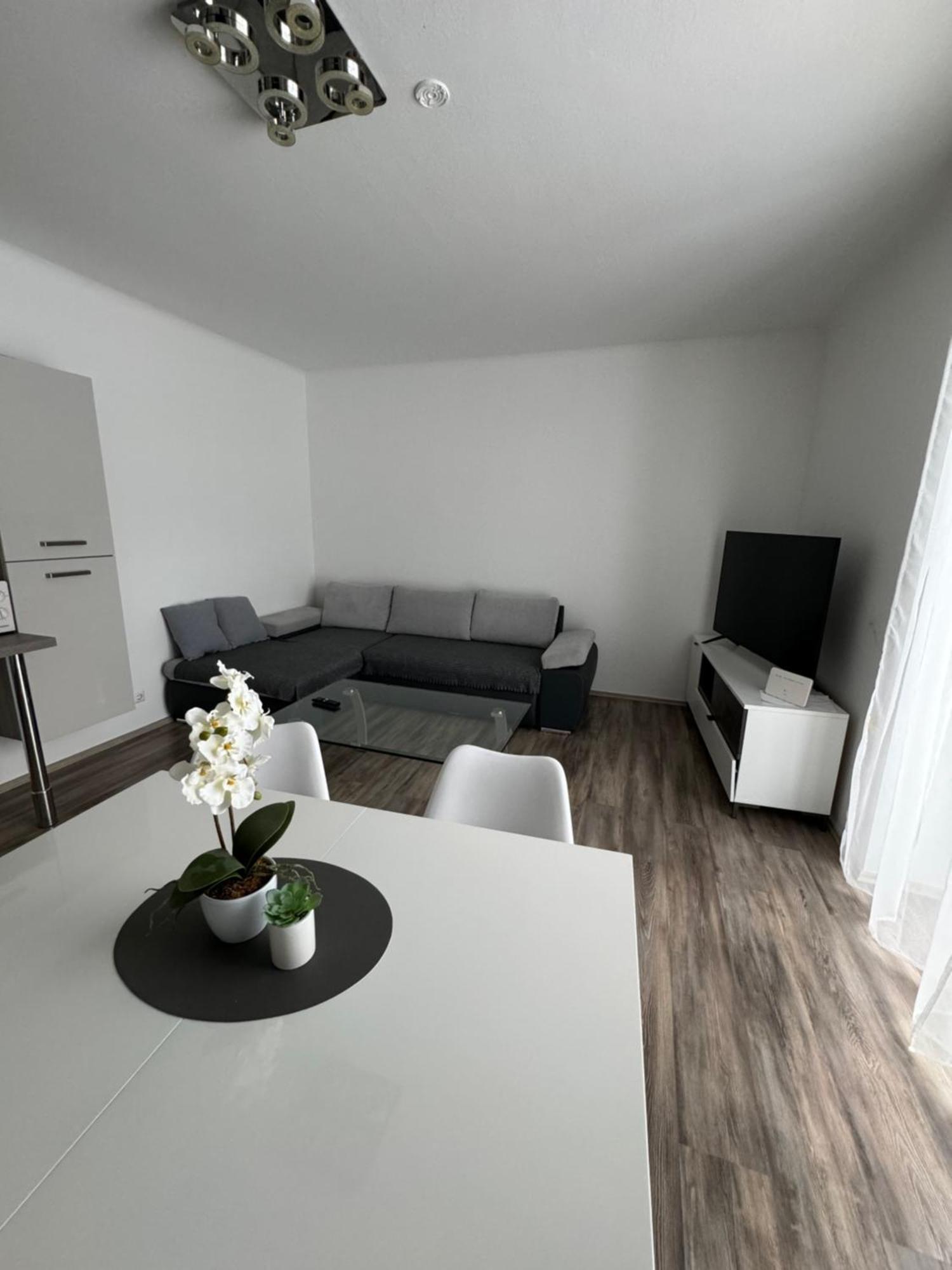 Apartment Vlora-Naturblick فيلاخ المظهر الخارجي الصورة